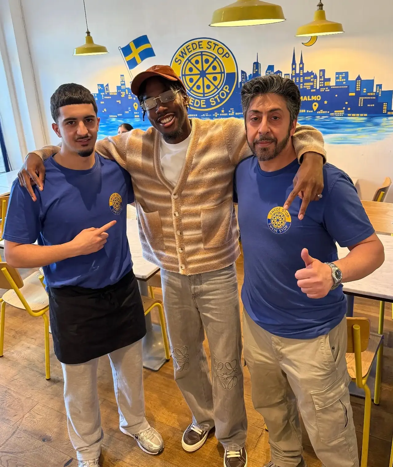 Swede Stop family with Anthony Elanga